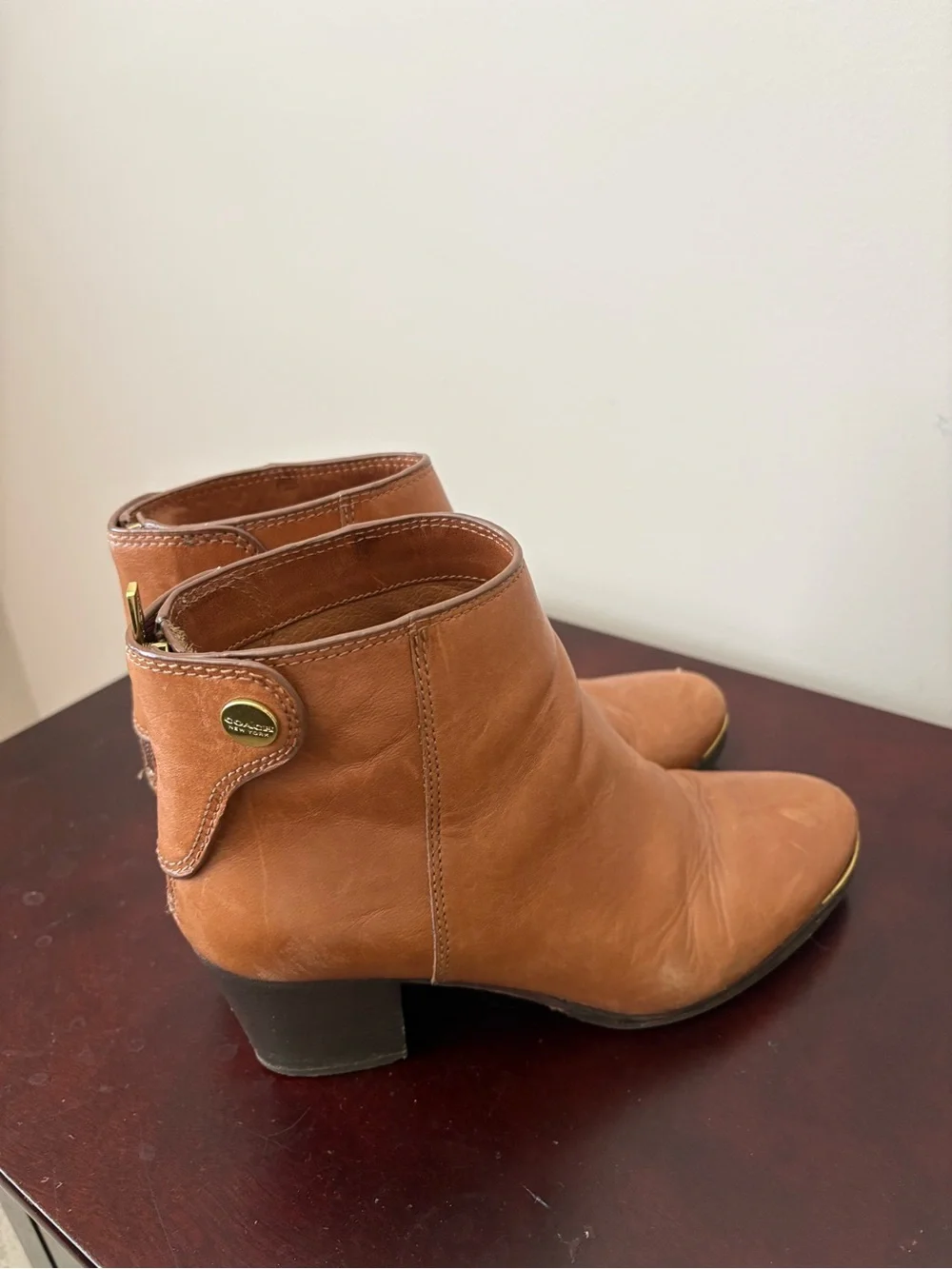 Coach Tan Leather Ankle Booties - Classic Women’s Waldorf ShoeIn Cinnamon Sz 8.5